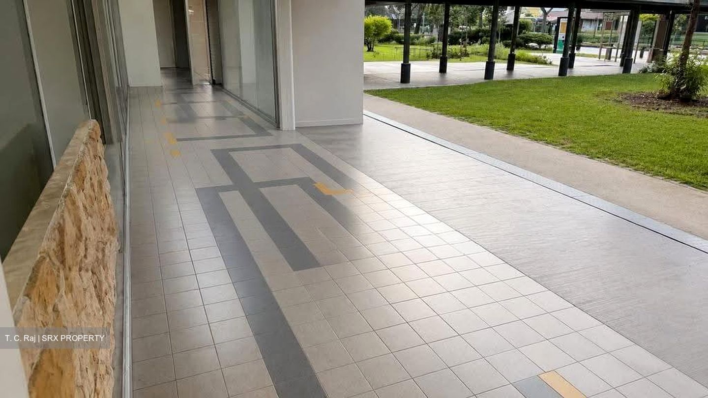 Ang Mo Kio Avenue 1 (D20), Retail #611946871